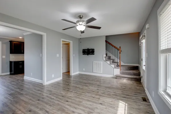 $1,995 | 505 Tracy Lane, Clarksville, TN 37040