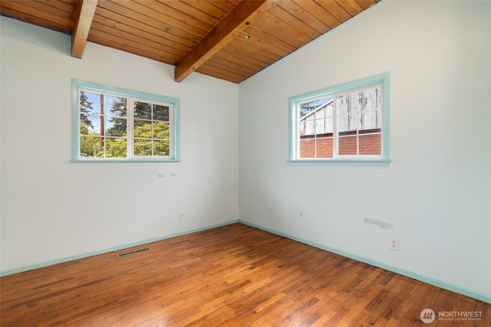 4625 Silvertip Lane Everett, WA 98203 - Photo 19 of 34