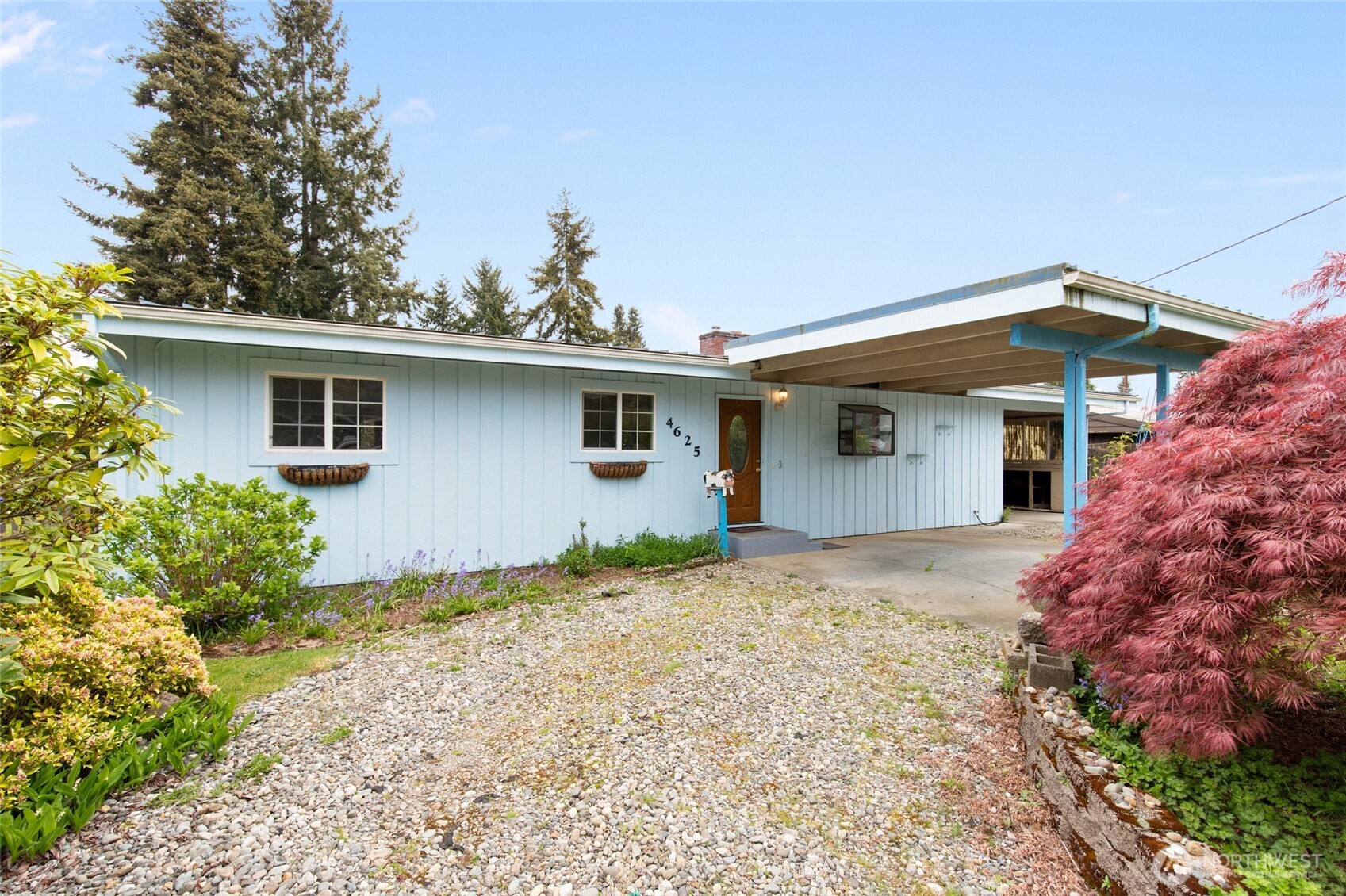 4625 Silvertip Lane Everett, WA 98203 - Photo 2 of 34