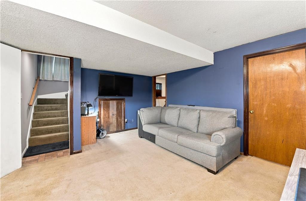 906 Fairview Circle Pleasant Hill, MO 64080 - Photo 31 of 56 Gallery Image 31