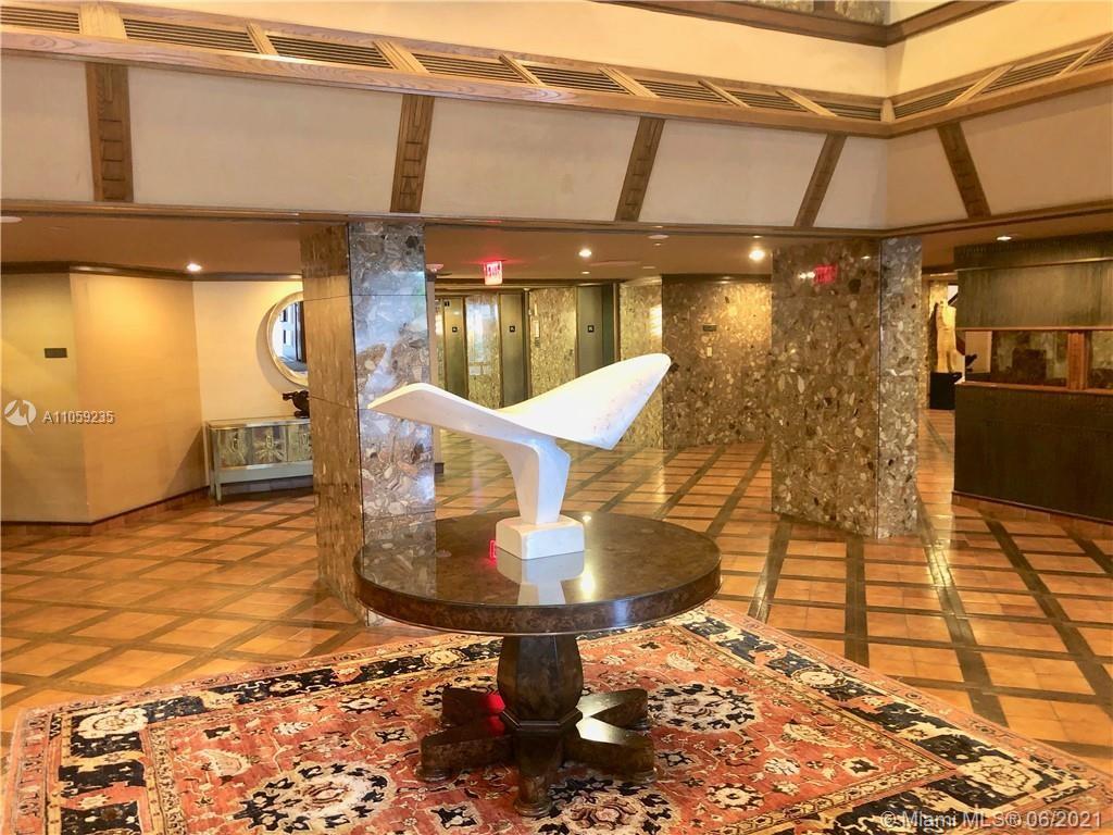 520 Brickell Key Drive, Unit C425 Miami, FL 33131 - Photo 11 of 21