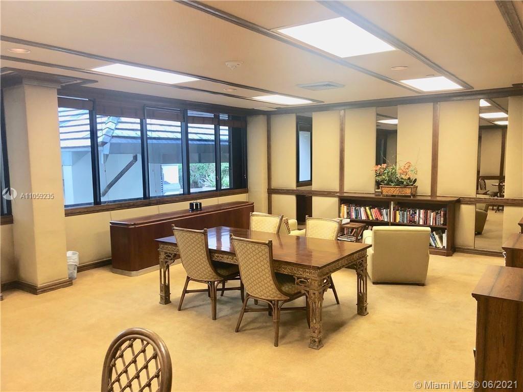 520 Brickell Key Drive, Unit C425 Miami, FL 33131 - Photo 17 of 21