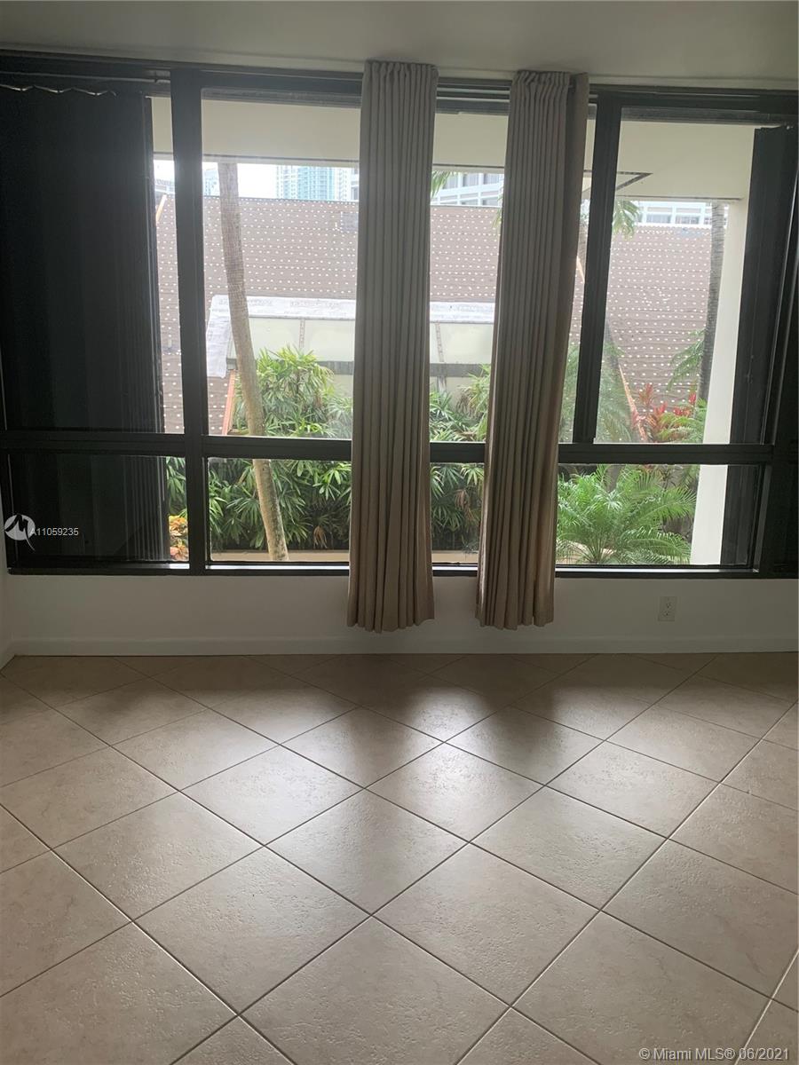 520 Brickell Key Drive, Unit C425 Miami, FL 33131 - Photo 9 of 21