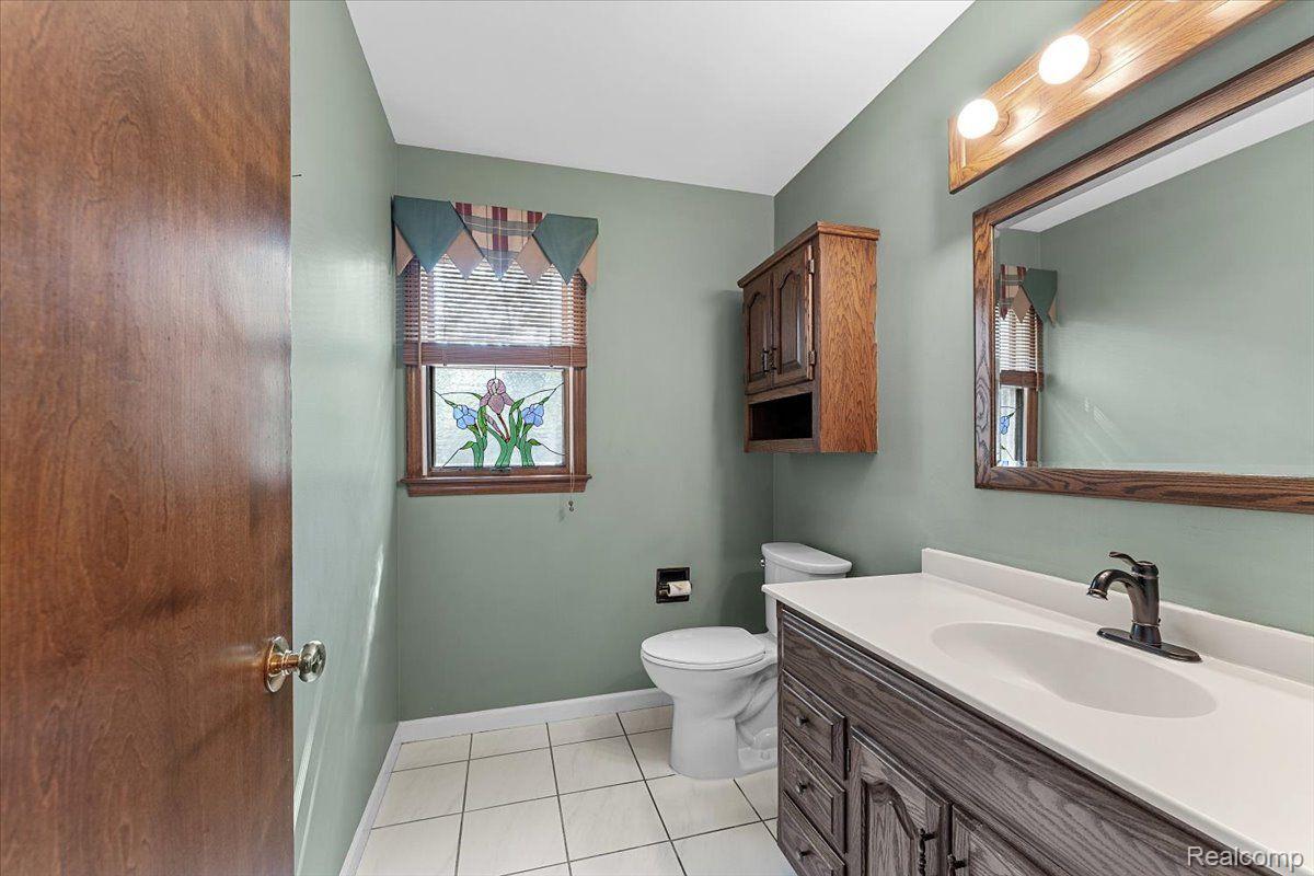 8601 Bridge Road Grosse Ile, MI 48138 - Photo 19 of 62 Gallery Image 19