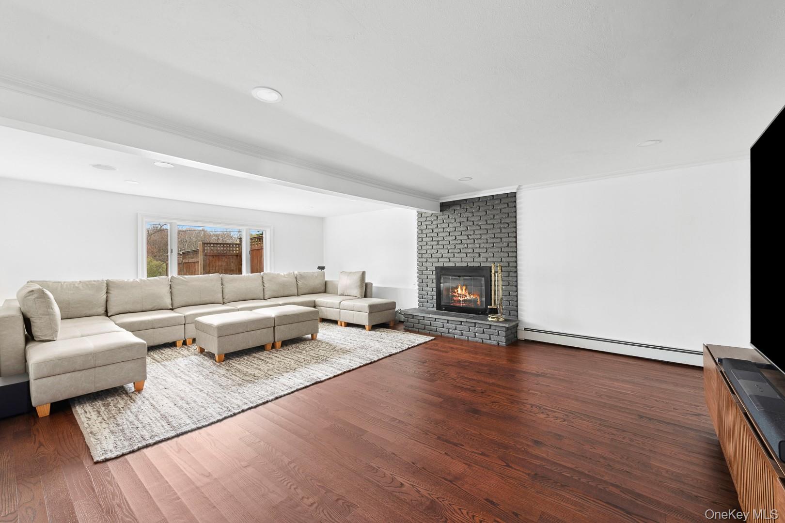 168 Pound Ridge Road Bedford, NY 10506 - Photo 4 of 22 Family Room