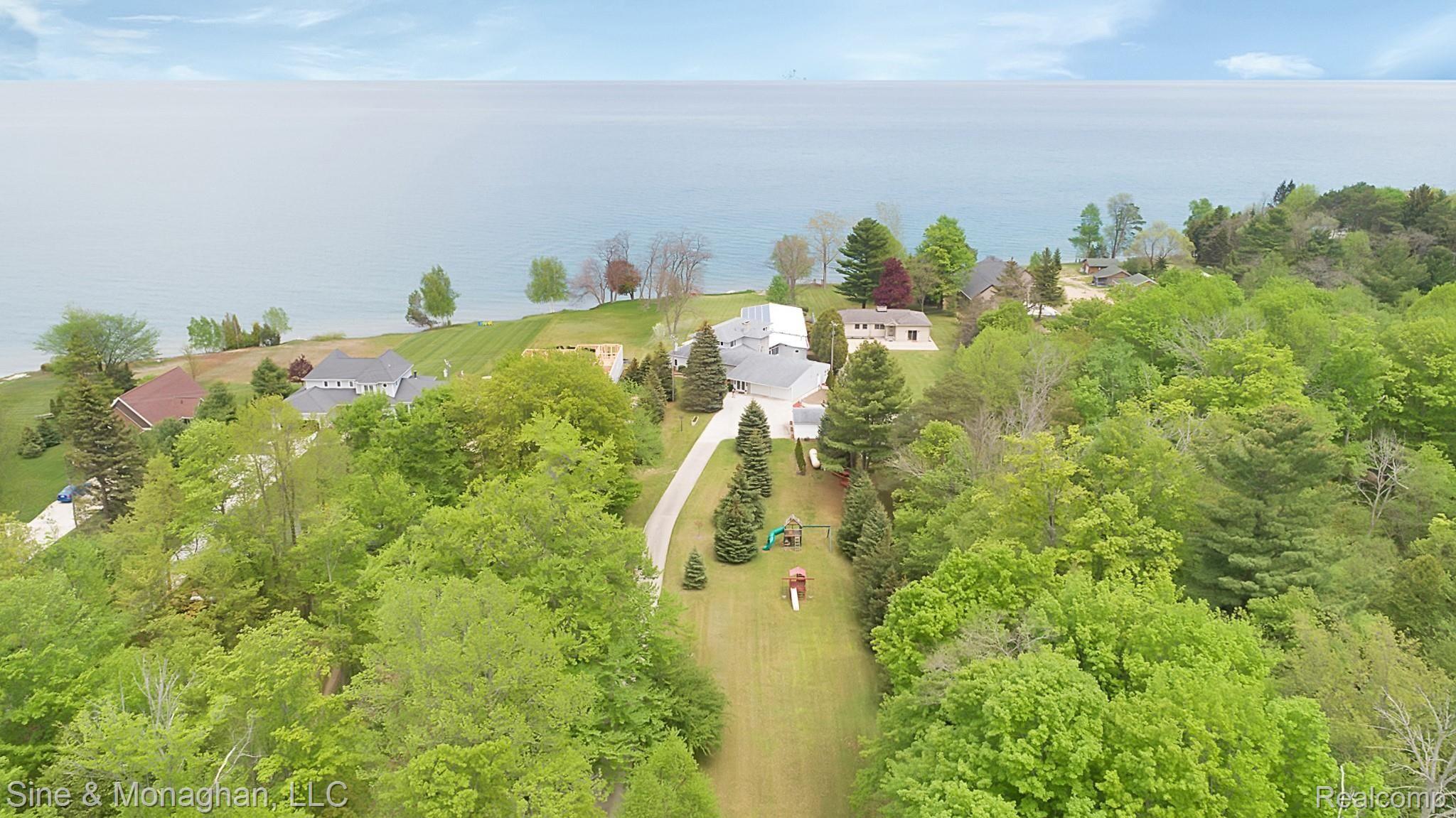 3590 North Lakeshore Road Deckerville, MI 48427 - Photo 41 of 44 3509 North Lakeshore rd - HD Drone Photography-14 (1).jpg