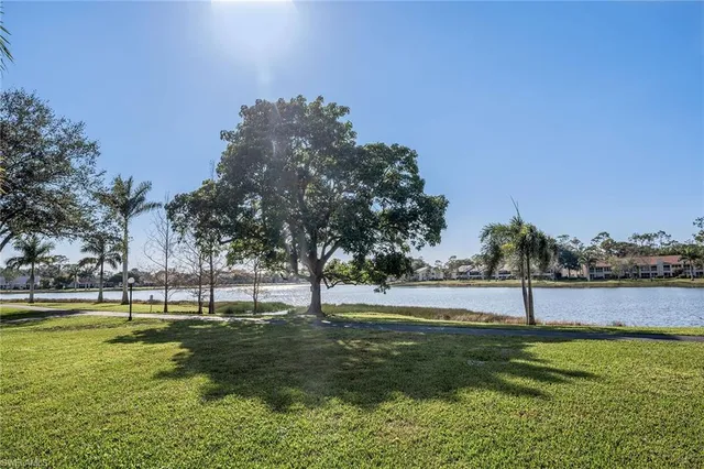 $339,000 | 2922 Kings Lake Boulevard, Unit 2922, Naples, FL 34112