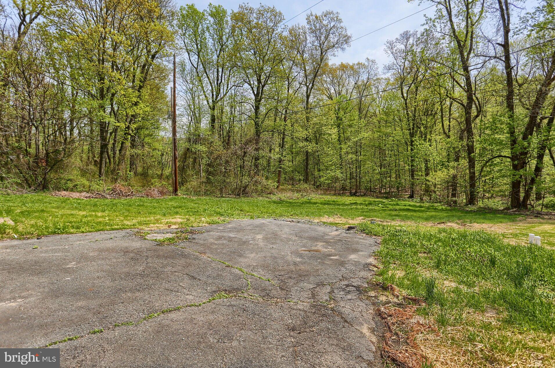 153 Sunset Hill Road Boyertown, PA 19512 - Photo 31 of 32 Gallery Image 31