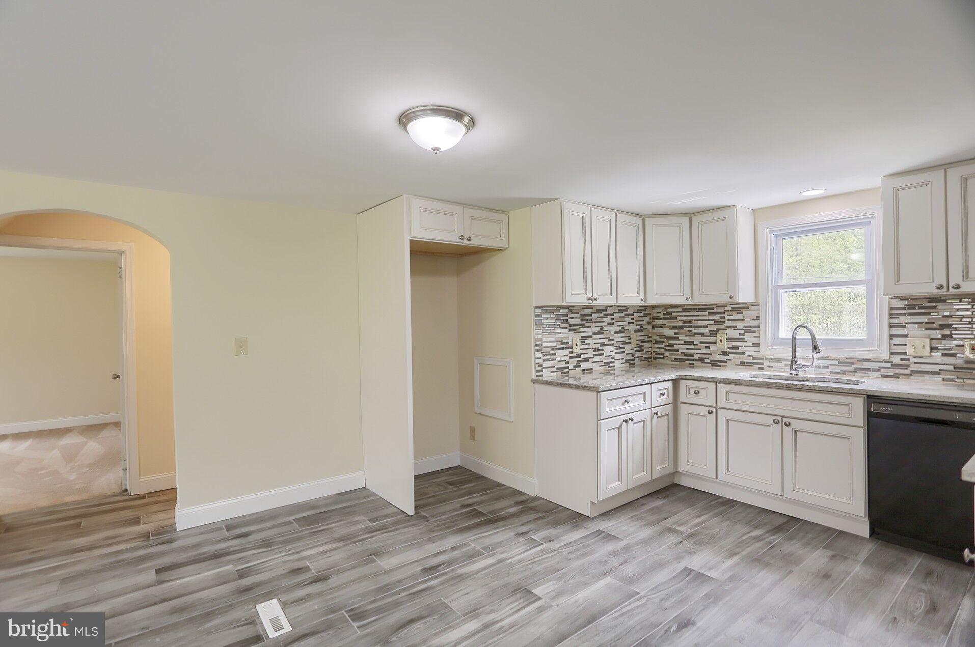 153 Sunset Hill Road Boyertown, PA 19512 - Photo 8 of 32 Gallery Image 8