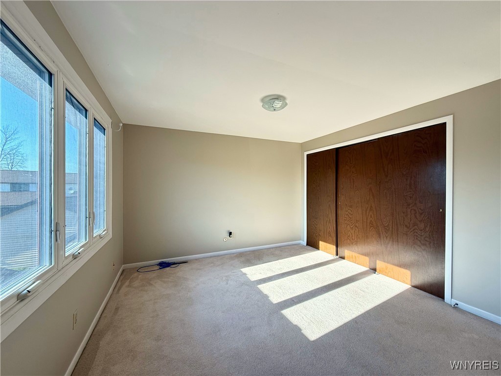 207 Charlesgate Circle Amherst, NY 14051 - Photo 17 of 34