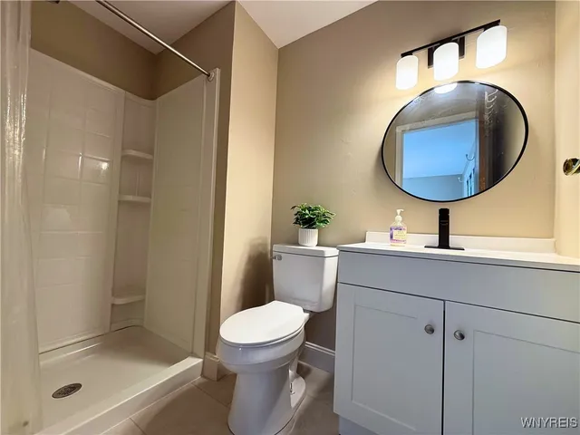 $249,900 | 207 Charlesgate Circle, Amherst, NY 14051