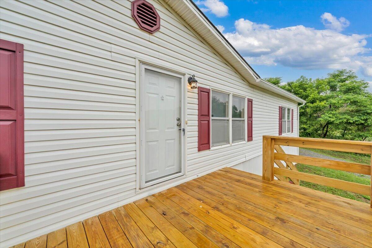 20459 Main Street Buchanan, VA 24066 - Photo 3 of 35 03-MIB08310-R5