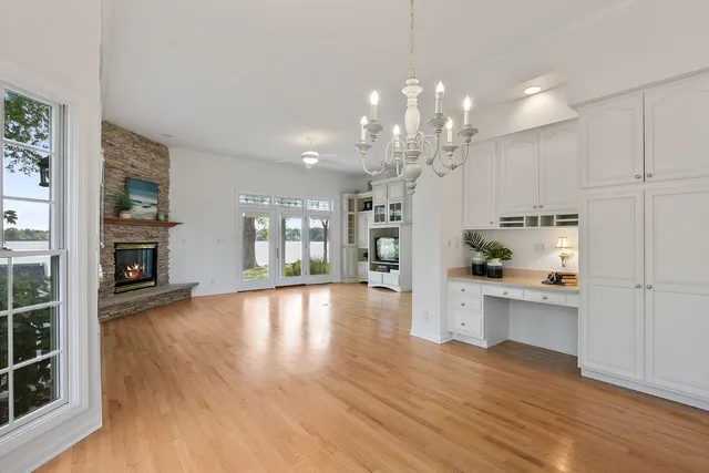 $650,000 | 101 Burton Street, Grayslake, IL 60030