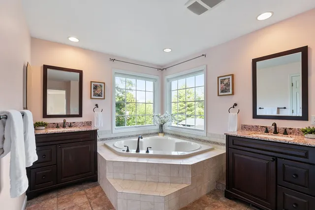 $650,000 | 101 Burton Street, Grayslake, IL 60030