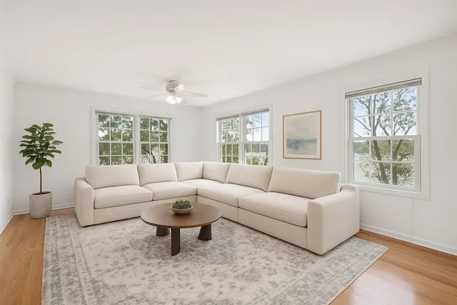 $650,000 | 101 Burton Street, Grayslake, IL 60030