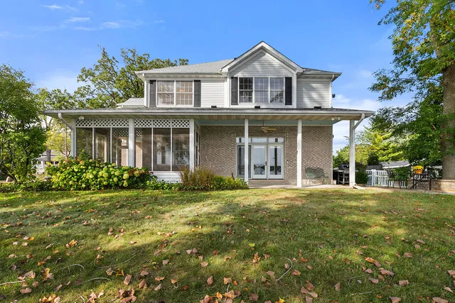 $650,000 | 101 Burton Street, Grayslake, IL 60030