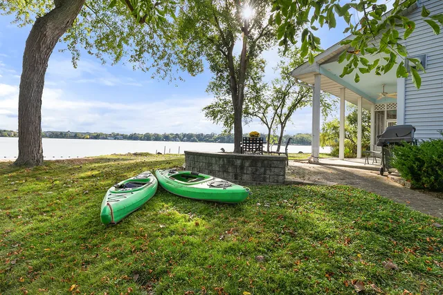 $650,000 | 101 Burton Street, Grayslake, IL 60030