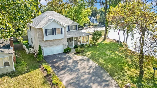 $650,000 | 101 Burton Street, Grayslake, IL 60030