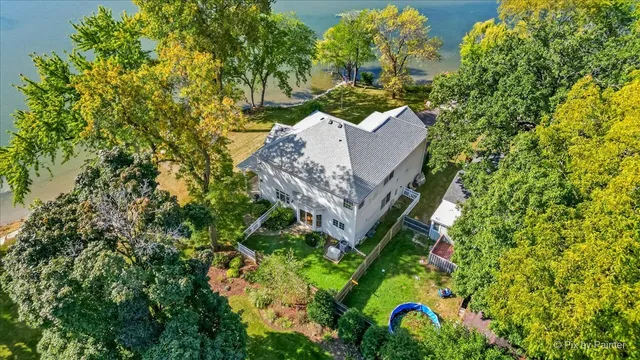 $650,000 | 101 Burton Street, Grayslake, IL 60030