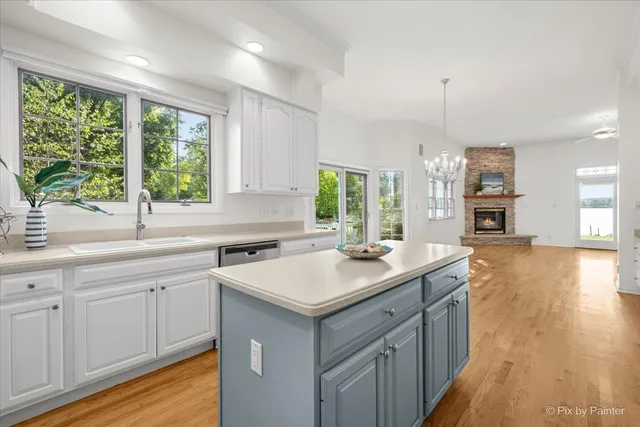 $650,000 | 101 Burton Street, Grayslake, IL 60030