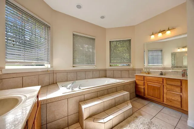 $3,900 | 1448 Cliftmont Circle, Lawrenceburg, IN 47025