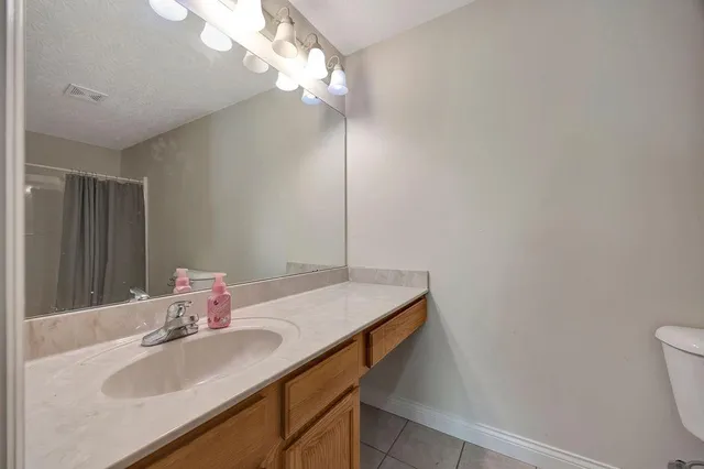 $3,900 | 1448 Cliftmont Circle, Lawrenceburg, IN 47025