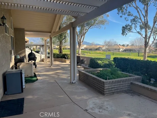 $445,000 | 1154 Fairway Oaks Avenue, Banning, CA 92220