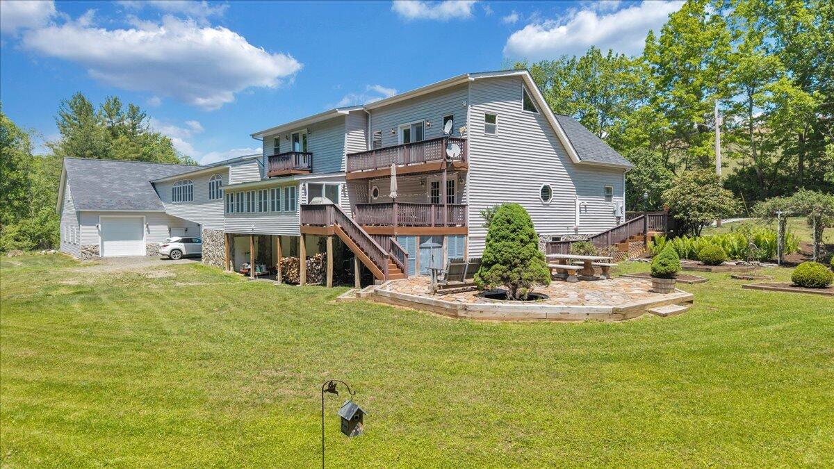 674 Old Furnace Road Southwest Floyd, VA 24091 - Photo 95 of 103 096-DJI_20260520134135_0007_D