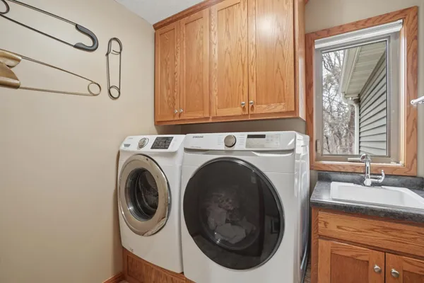$575,000 | 17488 123rd Street Southeast, Becker, MN 55308