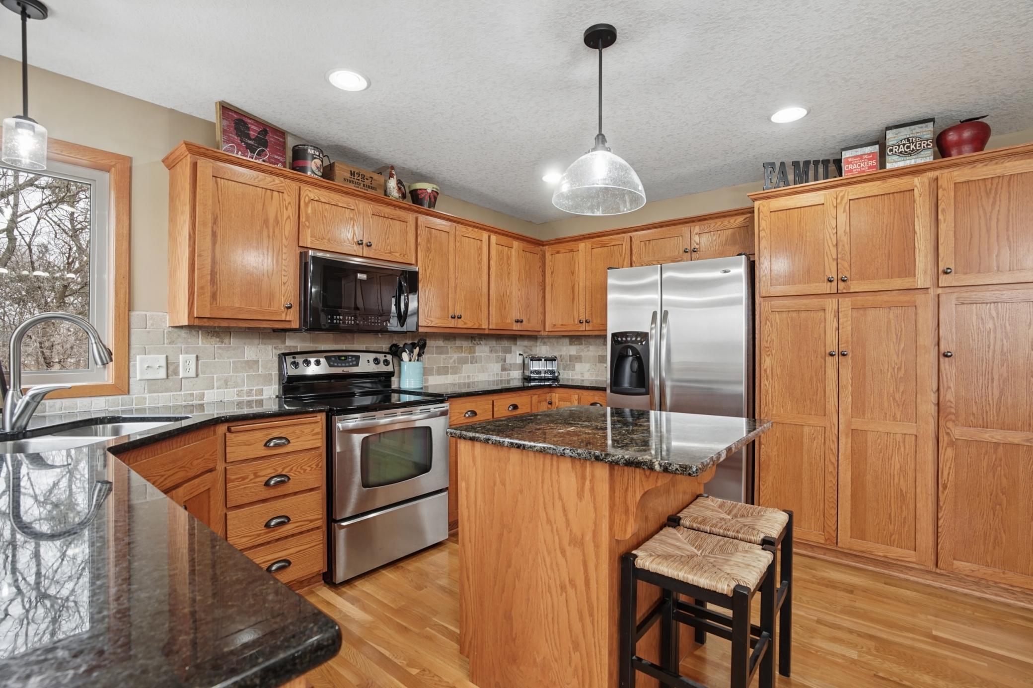 17488 123rd Street Southeast Becker, MN 55308 - Photo 9 of 33