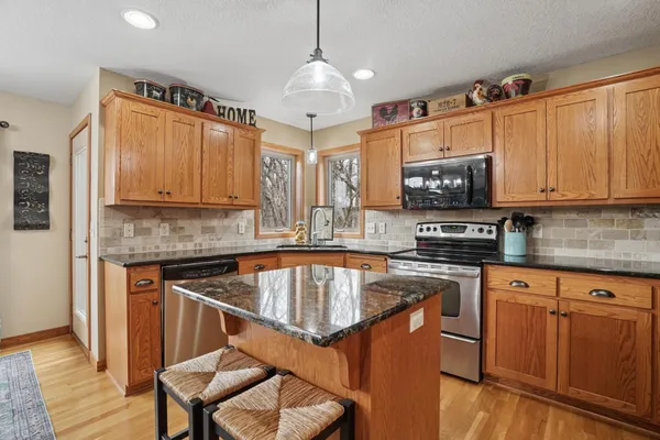 $575,000 | 17488 123rd Street Southeast, Becker, MN 55308