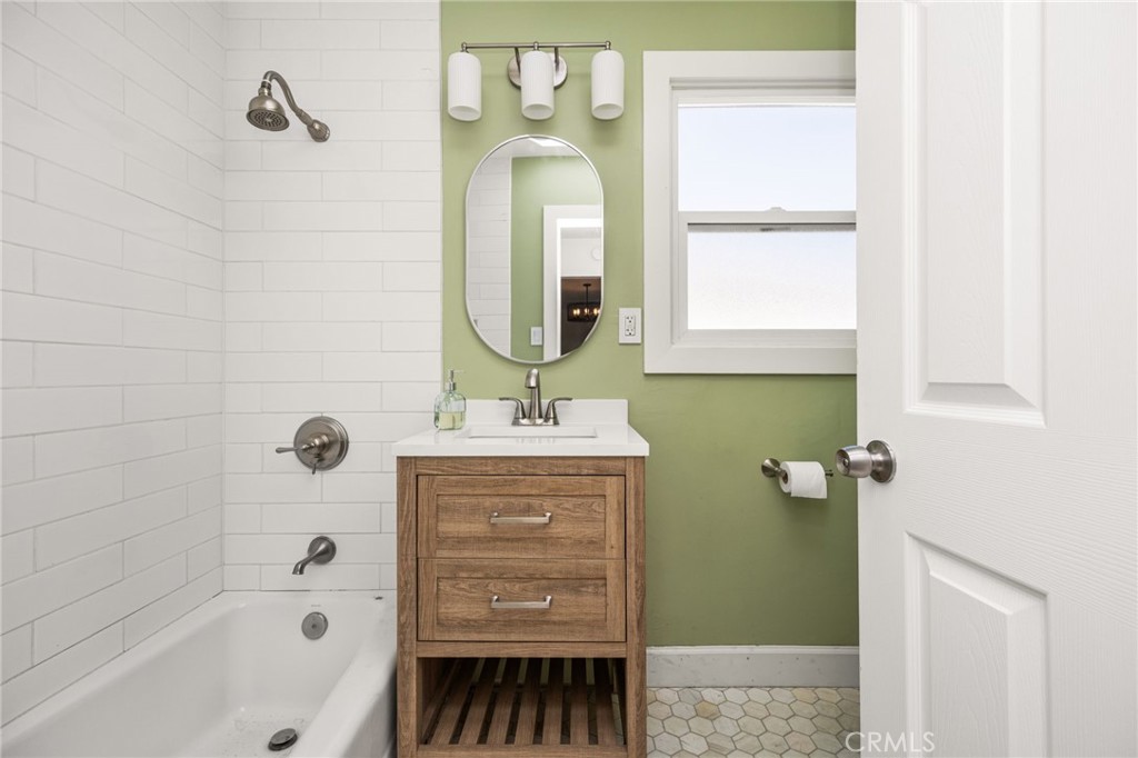 2152 North Greenbrier Road Long Beach, CA 90815 - Photo 39 of 49 Gallery Image 39