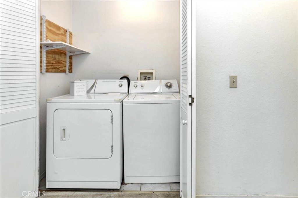 4133 North Mission Road Los Angeles, CA 90032 - Photo 21 of 40 a utility room with dryer and washer