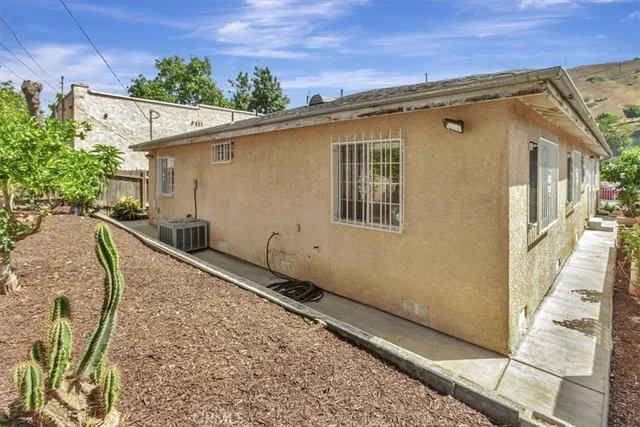 $799,500 | 4133 North Mission Road, Los Angeles, CA 90032