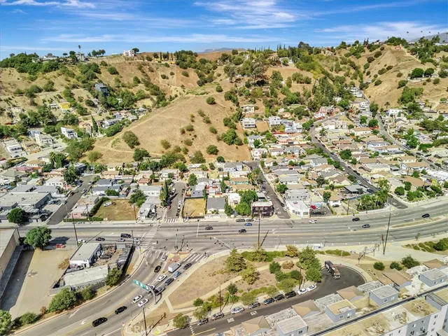 $799,500 | 4133 North Mission Road, Los Angeles, CA 90032