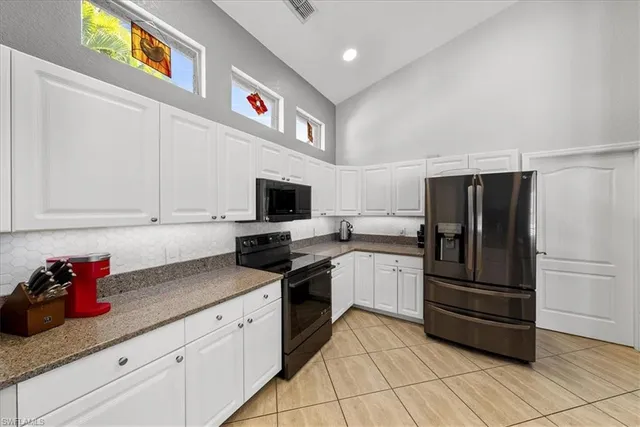 $759,000 | 297 Sawgrass Court, Naples, FL 34110