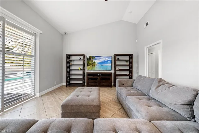 $759,000 | 297 Sawgrass Court, Naples, FL 34110