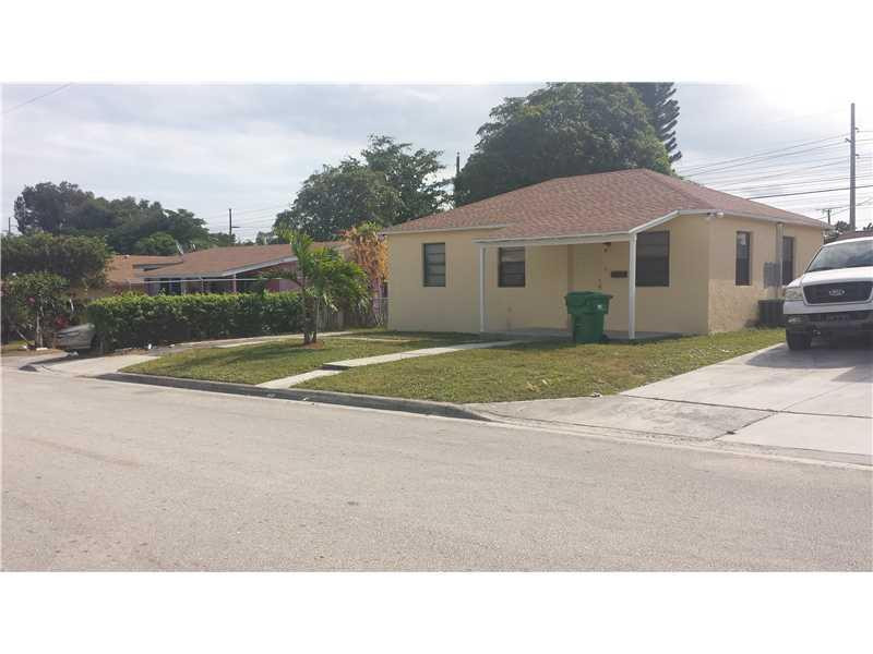 717 West 2nd Street Riviera Beach, FL 33404 - Photo 1 of 2 Exterior Front