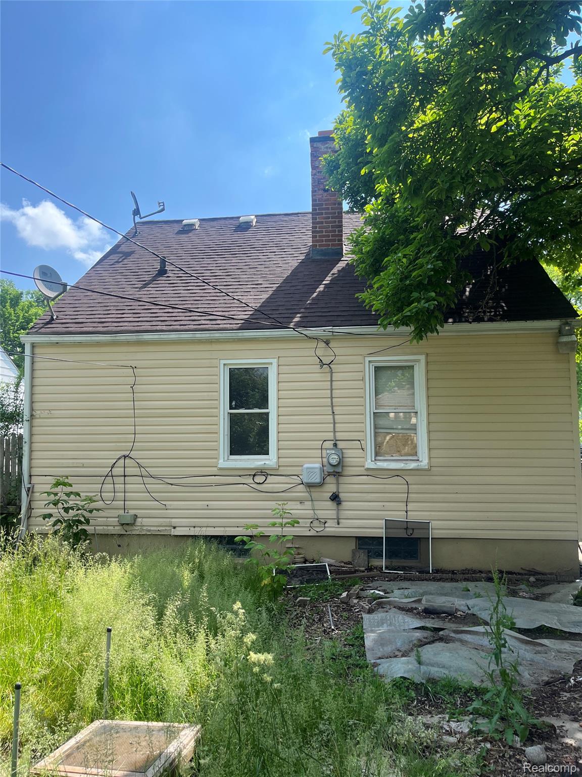 18935 Huntington Road Detroit, MI 48219 - Photo 8 of 8 IMG_6689.jpg