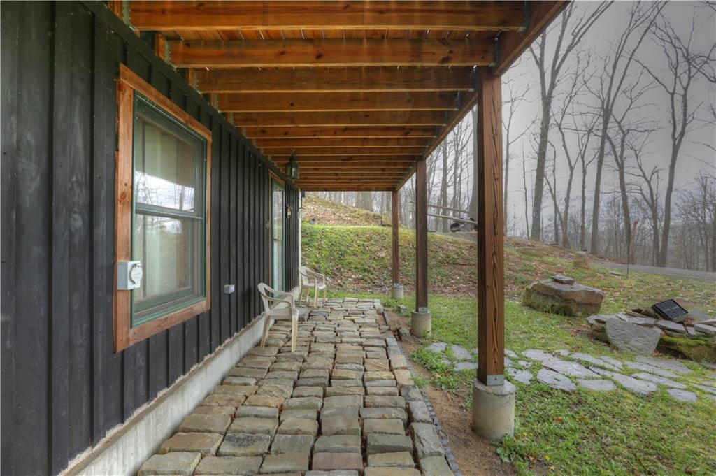 398 Crooks School Road Clinton, PA 15026 - Photo 22 of 25 Gallery Image 22