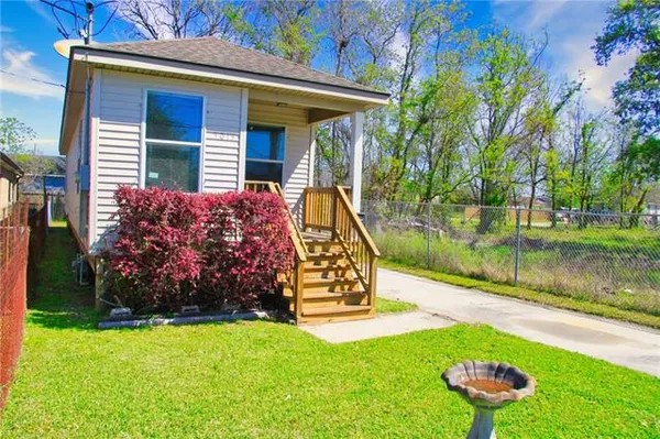 $129,000 | 5015 North Villere Street, New Orleans, LA 70117
