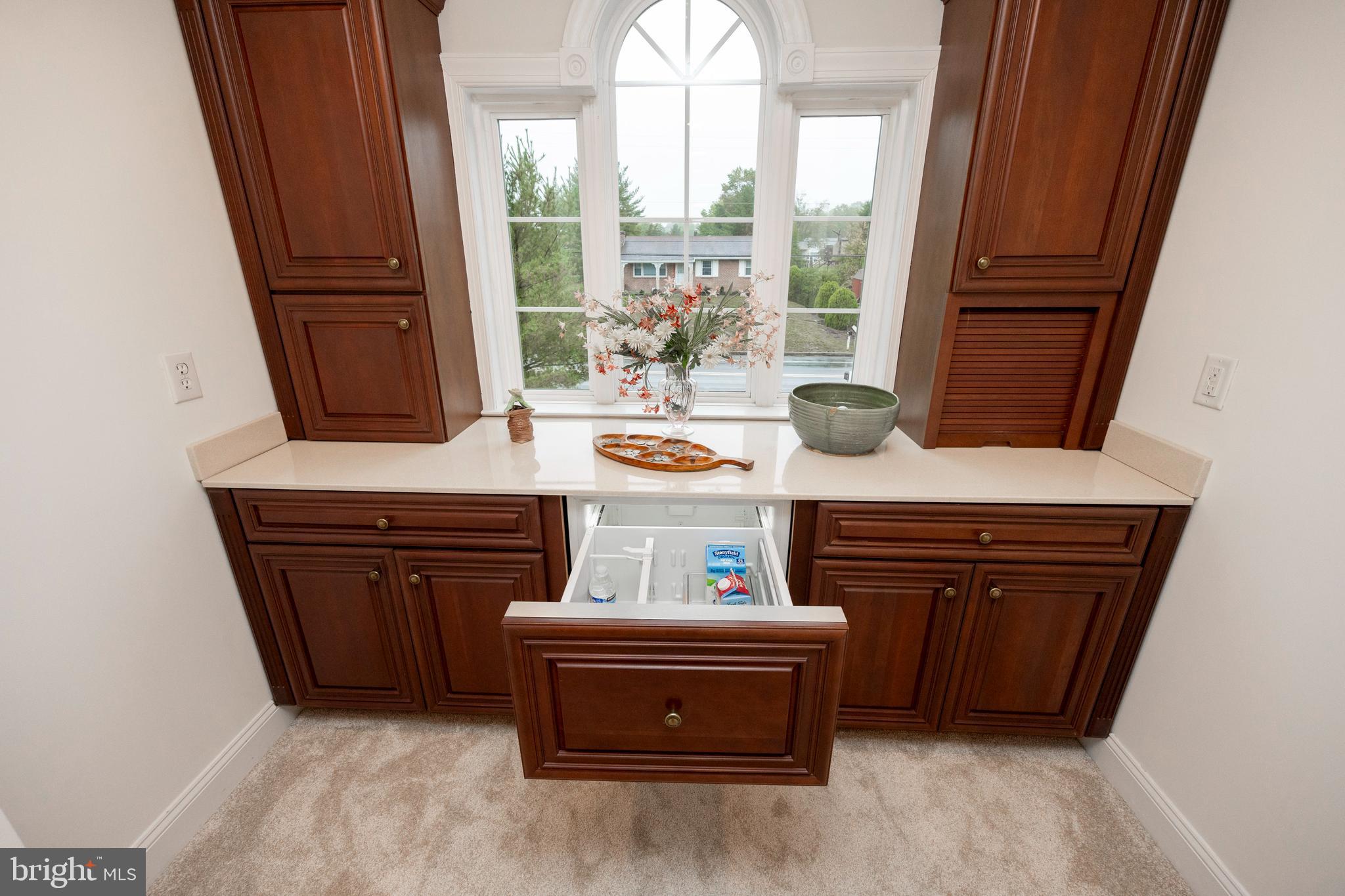 1350 Rupert Road Pottstown, PA 19464 - Photo 39 of 53 Master bedroom coffee bar w/ refrigerated draws