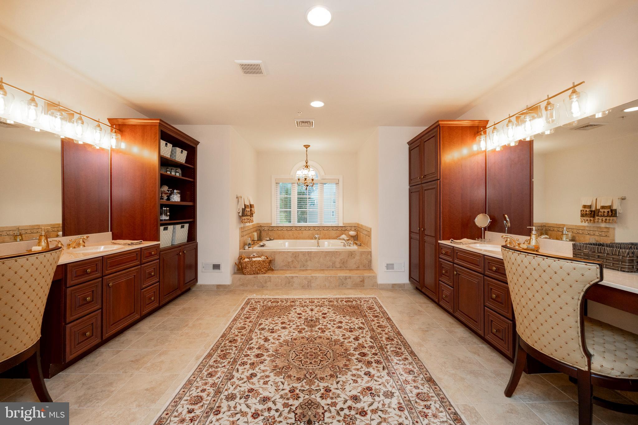 1350 Rupert Road Pottstown, PA 19464 - Photo 48 of 53 Master Bath Soaking Tub at dressing Area