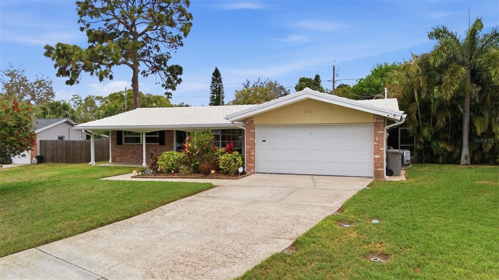 2036 West Ridge Drive Clearwater, FL 33763 - Photo 4 of 50