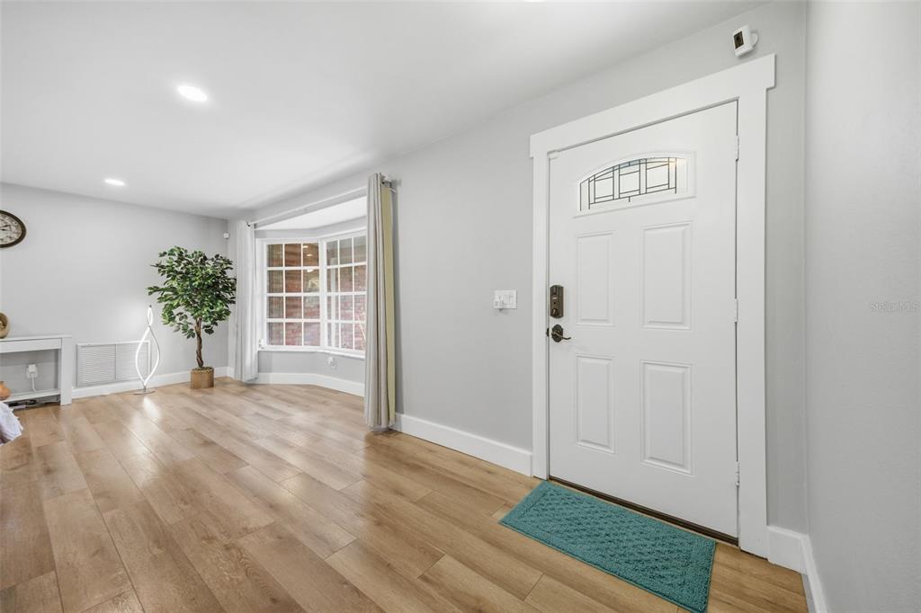 2036 West Ridge Drive Clearwater, FL 33763 - Photo 7 of 50