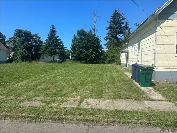 $11,500 | 28 Clark Street, Buffalo, NY 14206