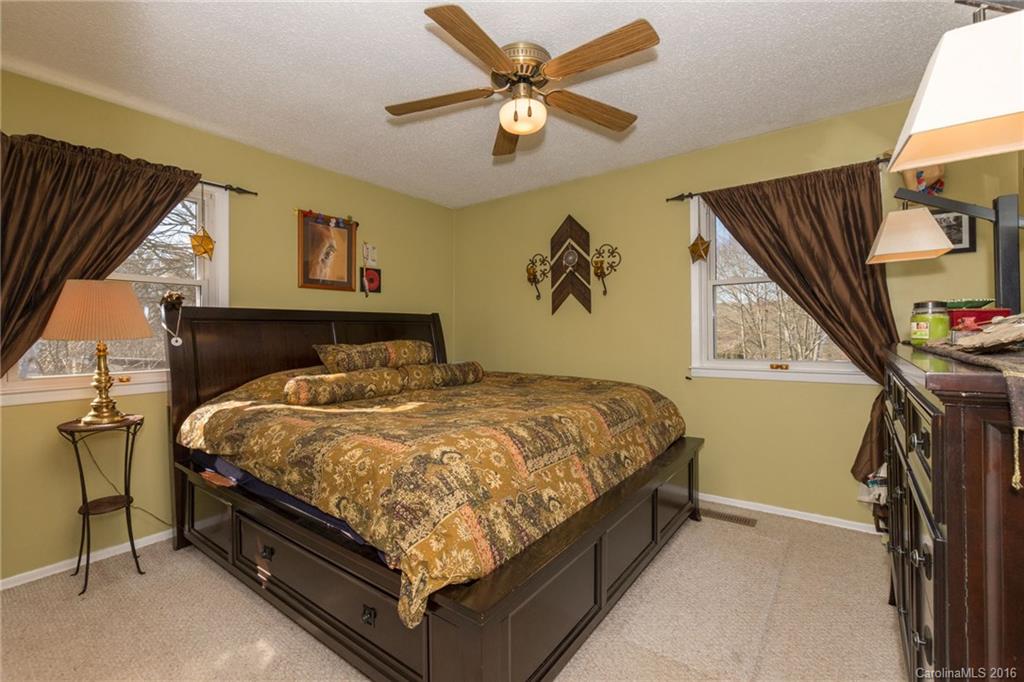 67 Cub Road Asheville, NC 28806 - Photo 8 of 24 Gallery Image 8