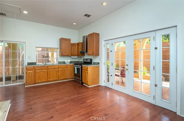 $4,300 | 5617 Katherine Avenue, Sherman Oaks, CA 91401