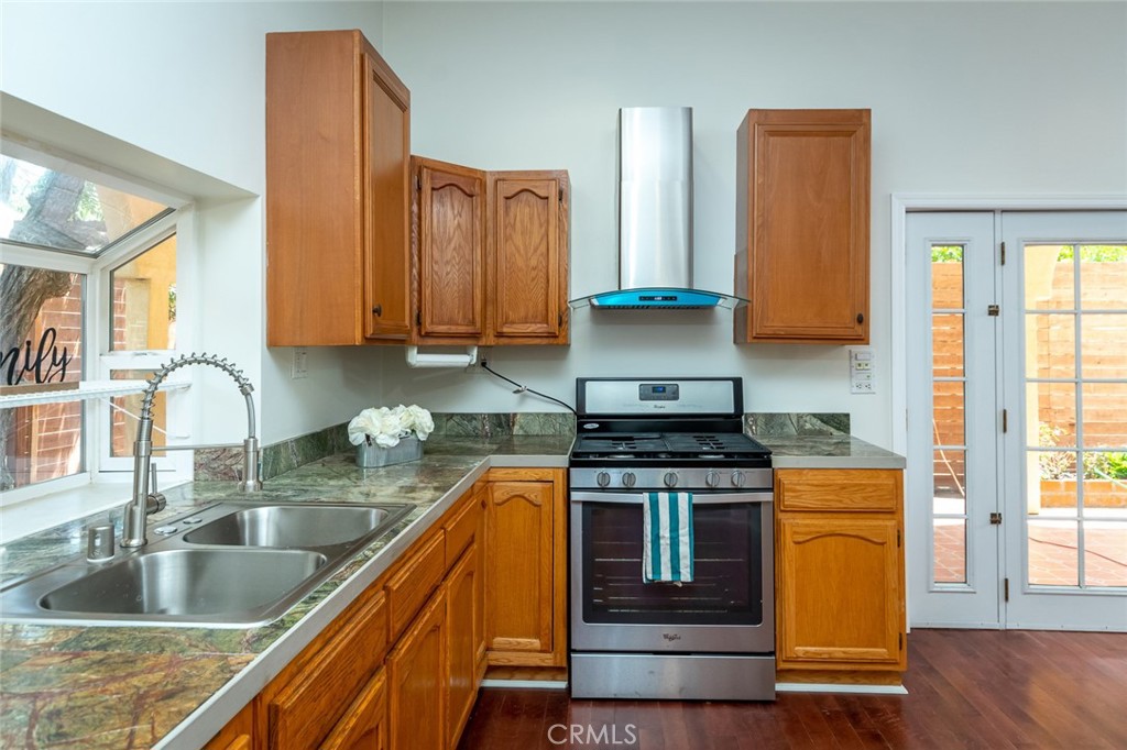 5617 Katherine Avenue Sherman Oaks, CA 91401 - Photo 18 of 46