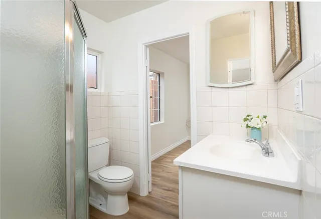 $4,300 | 5617 Katherine Avenue, Sherman Oaks, CA 91401